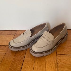 NWOT Nordstrom Rack Platform Patent Loafer Size 8